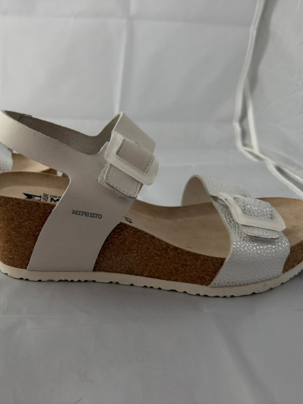 Mephisto Women's Lissia Wedge Sandal, White/Silver Leathe Women Size 11   NIB